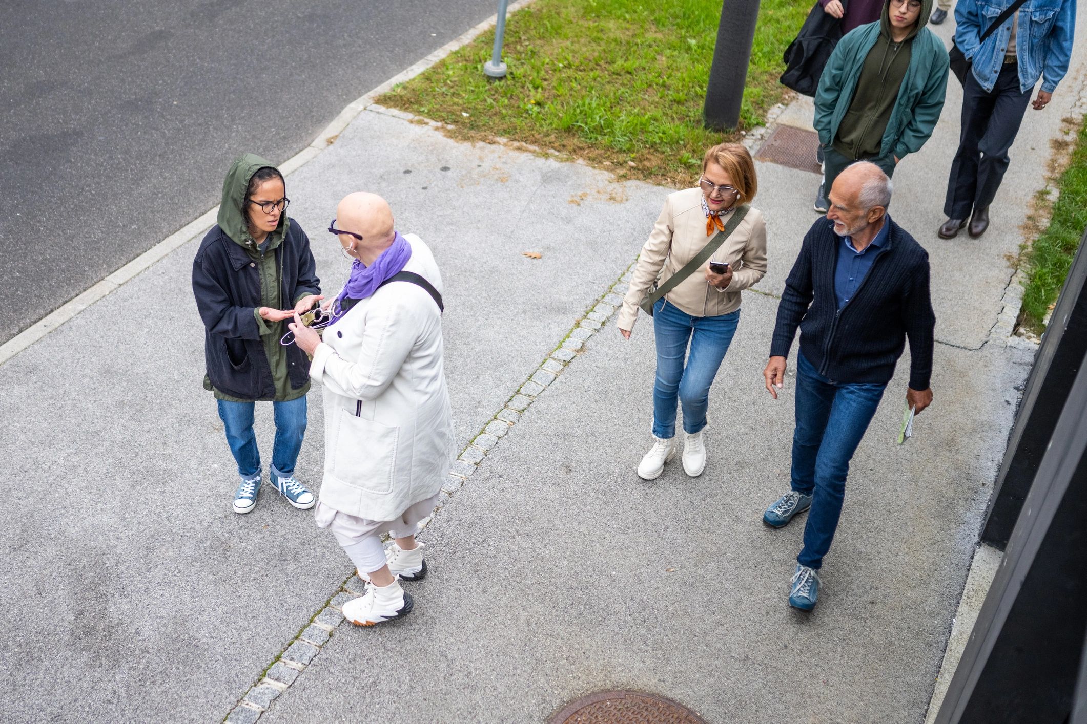 Compassionate moment of human support in a city setting